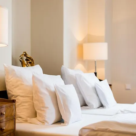 Отель Schloss Purschenstein Нойхаузен