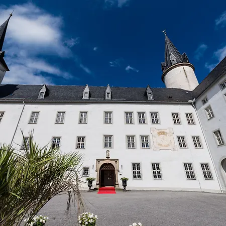 Schloss Purschenstein 4* Neuhausen am Rheinfall