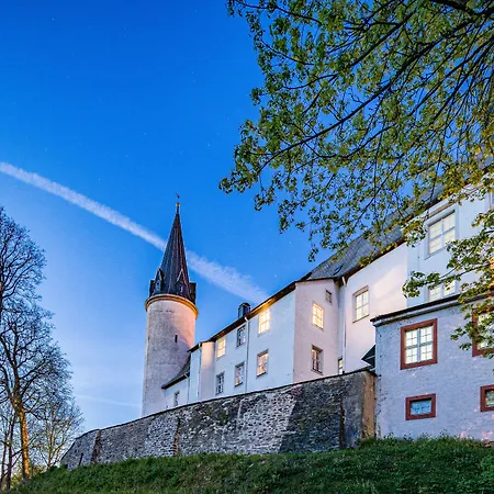 Schloss Purschenstein 4*