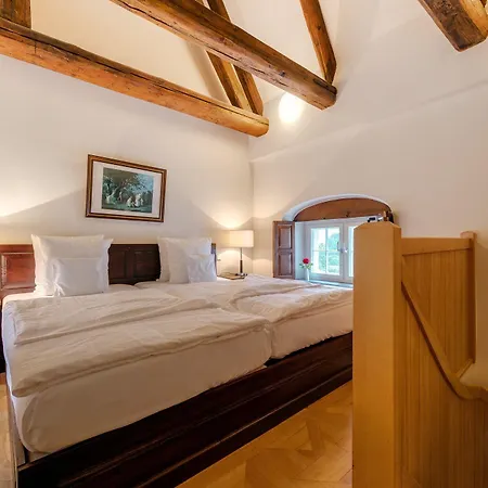 Отель Schloss Purschenstein Нойхаузен