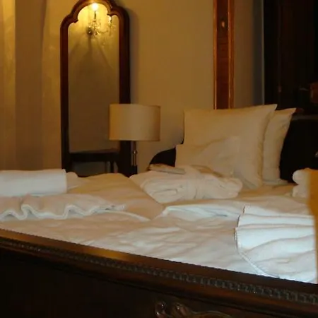 Schloss Purschenstein 4*