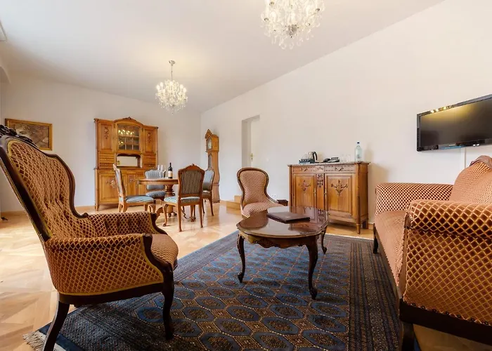 فندق Schloss Purschenstein نيوهاوسين