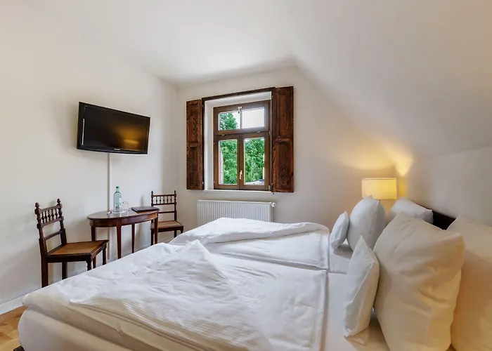 Schloss Purschenstein 4*