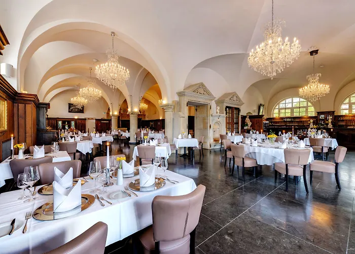 Schloss Purschenstein فندق نيوهاوسين