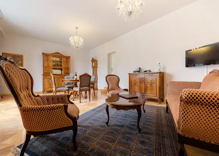 فندق Schloss Purschenstein نيوهاوسين