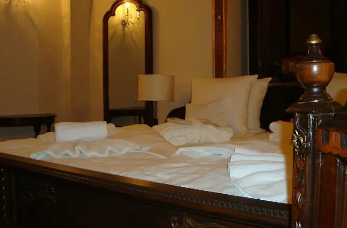 Schloss Purschenstein 4*